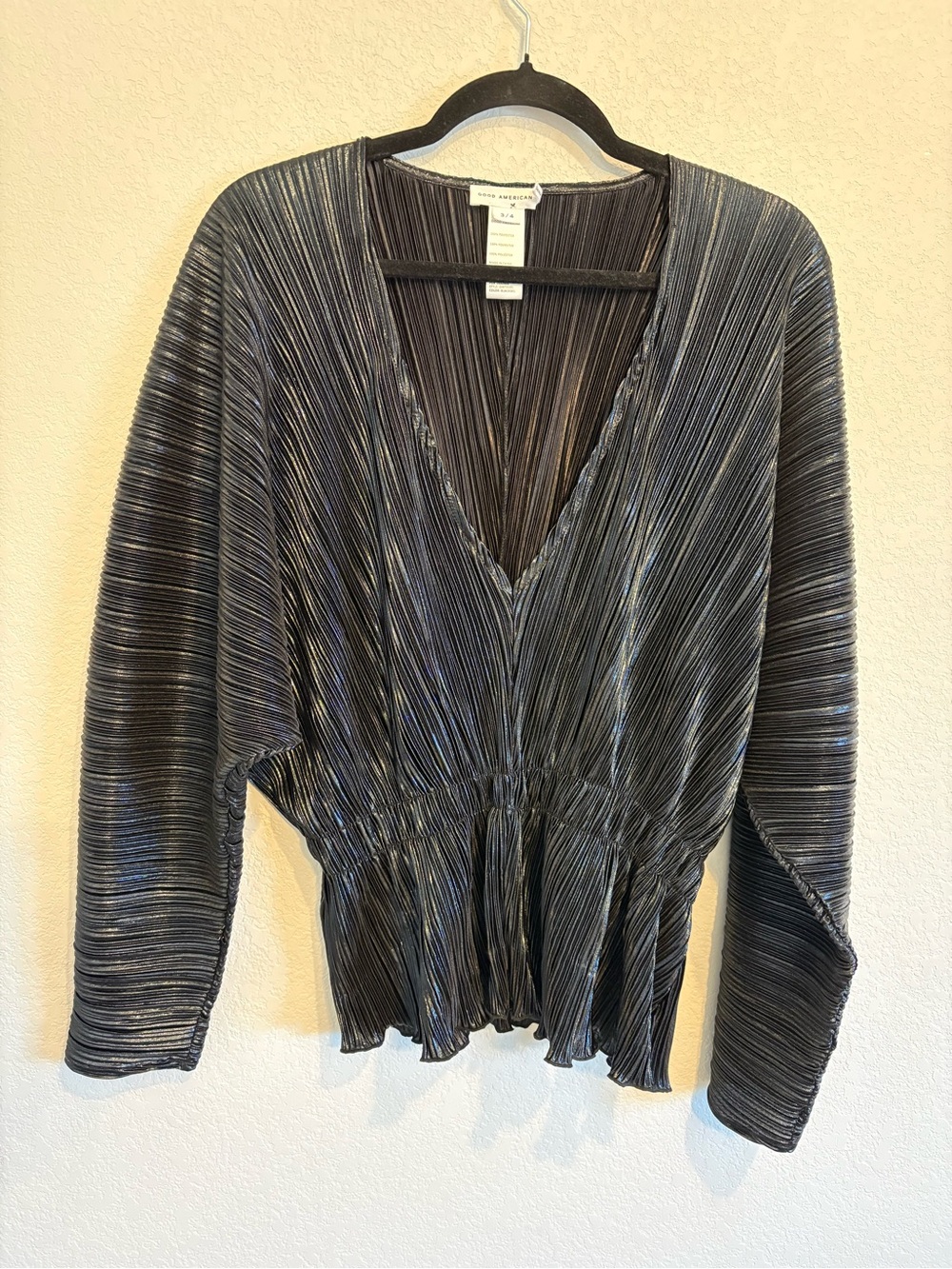 Good American Metallic Plissé Peplum Top Black Silver Pleated Blouse Size 3/4 - Picture 2 of 15